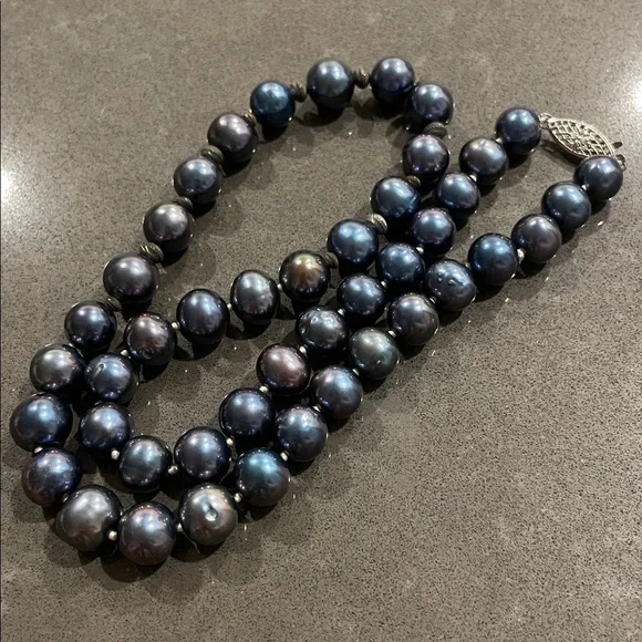 Blue Gray Pearl Necklace with 925 Silver Fish Hook Clasp - Picture 6 of 17